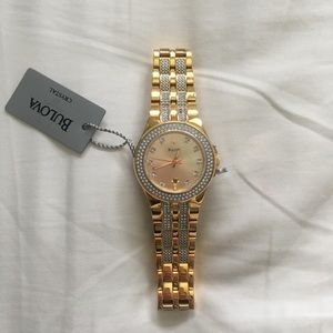 🌟Bulova Crystal Watch🌟